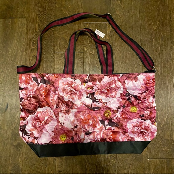 Victoria’s Secret Weekend Bag - Picture 2 of 4